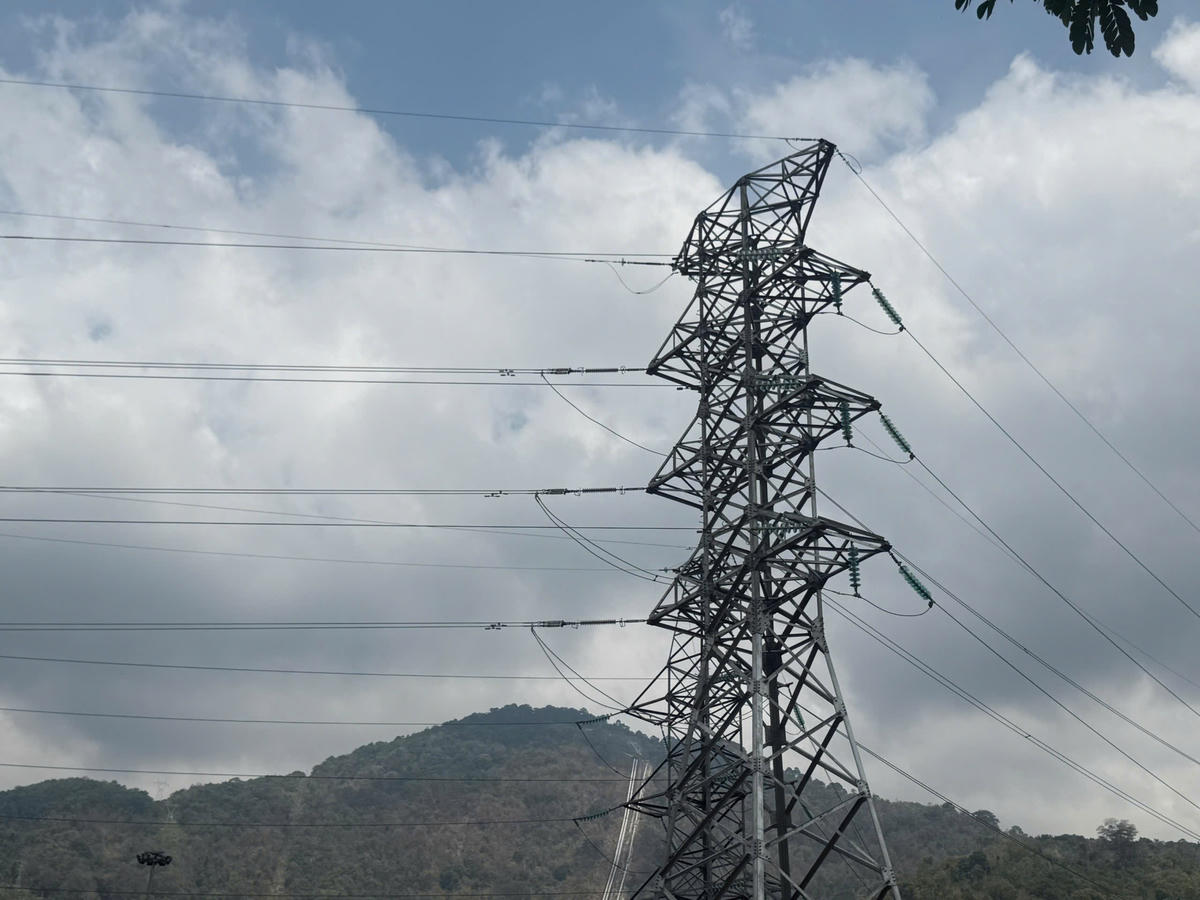 Thực hiện tốt công tác vận hành, truyền tải lưới điện 110kV.