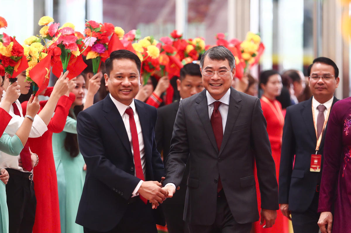 Thủ tướng Chính phủ Lê Minh Hưng và các đại biểu tham dự Đại hội MTTQ Việt Nam lần thứ XI. Ảnh: Lê Khánh.