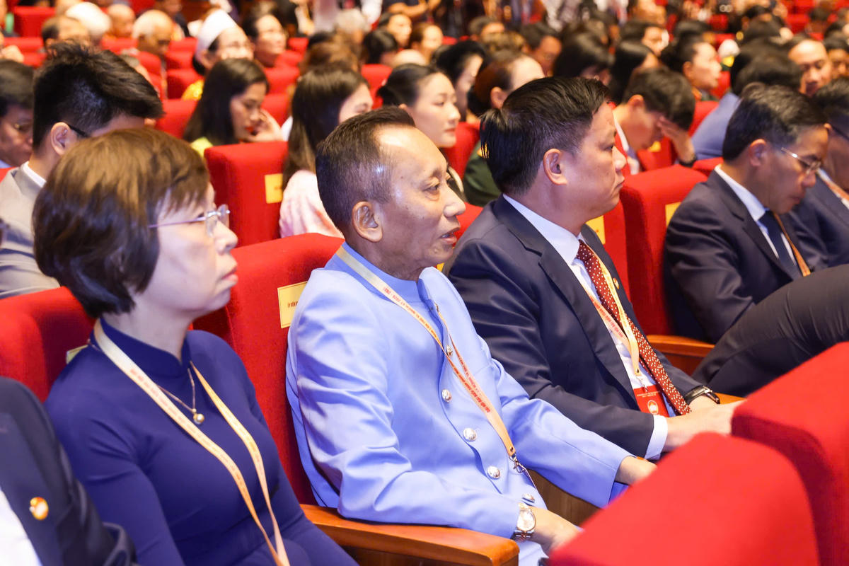 Hiệp sĩ Đại Thánh giá Lê Đức Thịnh và các đại biểu tham dự phiên Khai mạc Đại hội MTTQ Việt Nam lần thứ XI. Ảnh: Quang Vinh.
