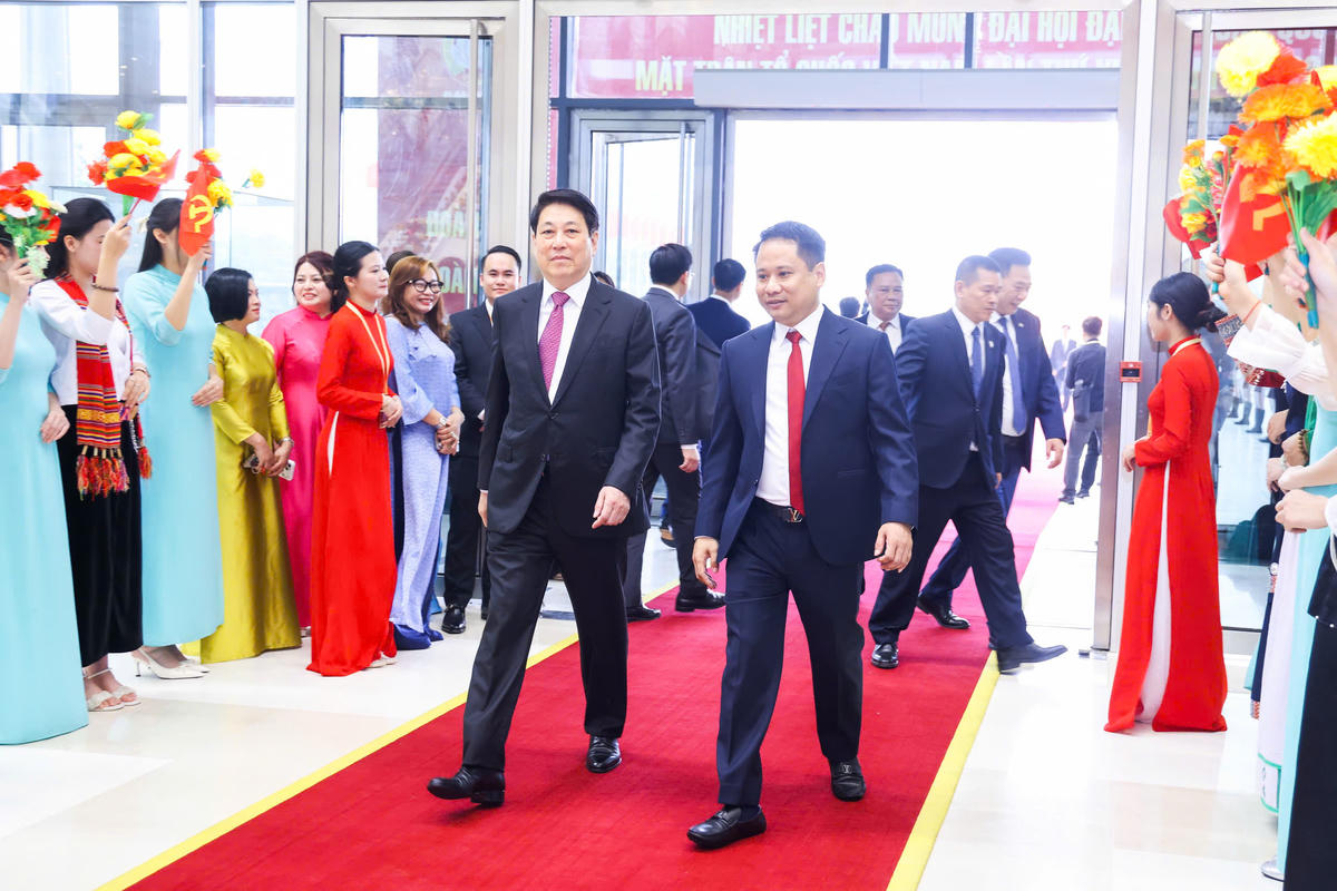 [Ảnh] Toàn cảnh phiên trọng thể Đại hội đại biểu MTTQ Việt Nam lần thứ XI