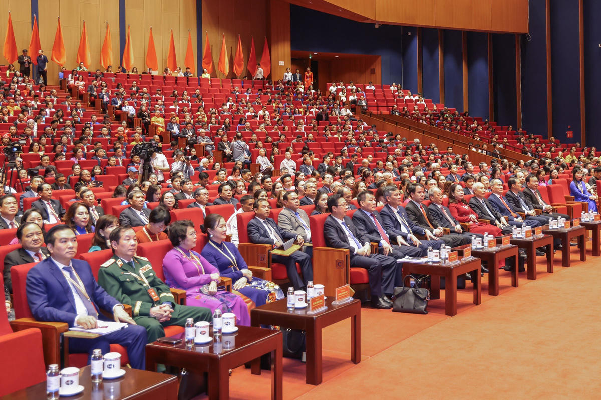 Các đại biểu tham dự phiên bế mạc