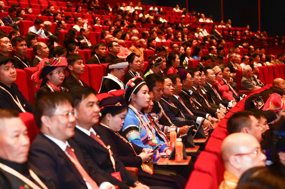 Các đại biểu dự phiên bế mạc. Ảnh: Lê Khánh