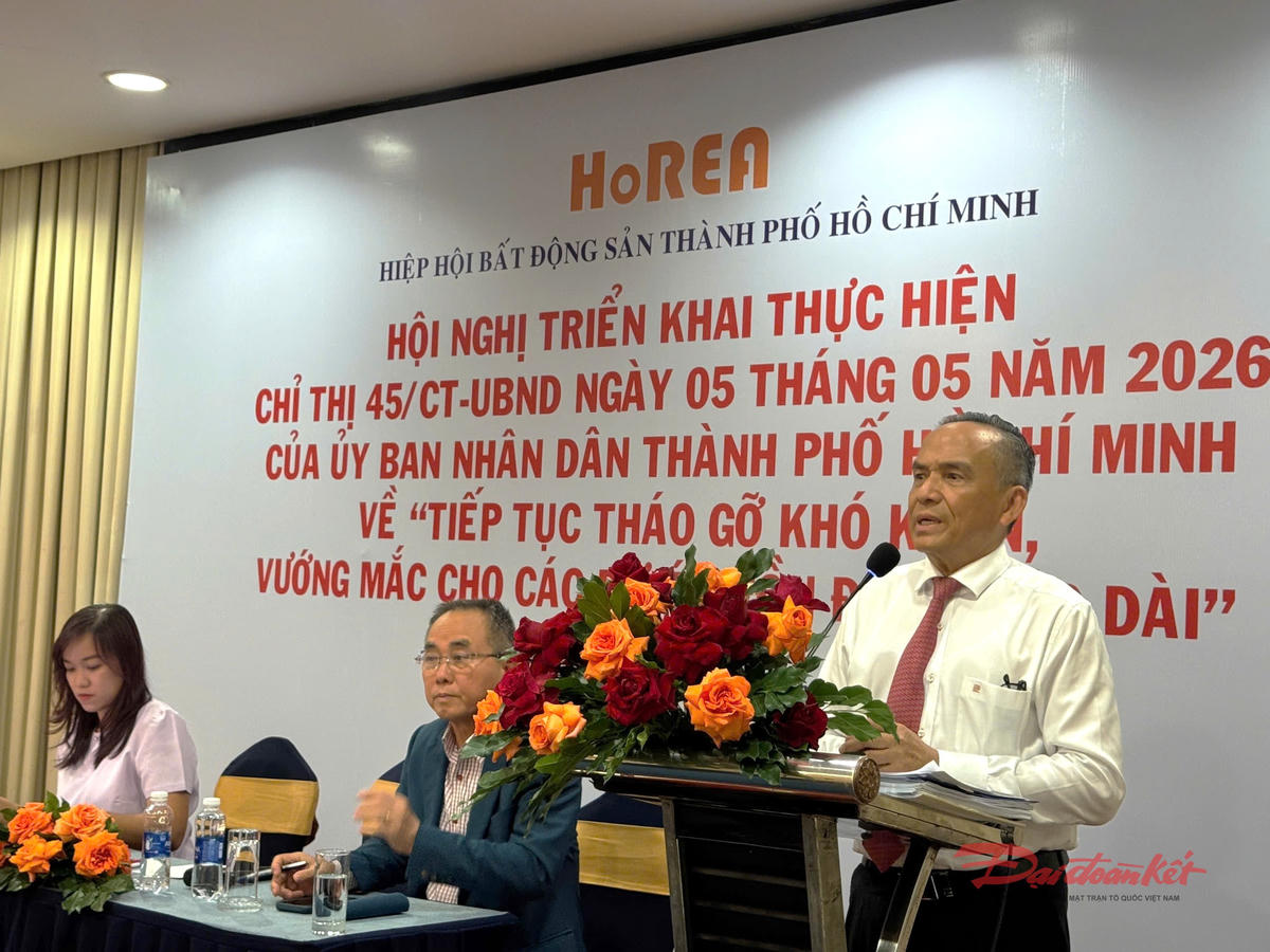 Ông Lê Hoàng Châu, Chủ tịch Hiệp hội Bất động sản TP Hồ Chí Minh phát biểu tại hội nghị. Ảnh: T.Luân.