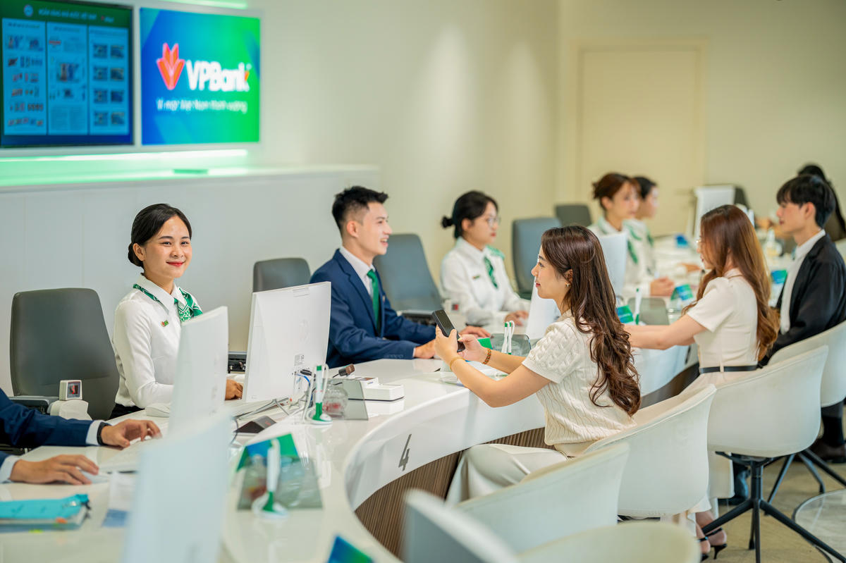 VPBank cán mốc 1 triệu tỷ đồng tín dụng: Tăng trưởng nhanh nhưng vẫn an toàn