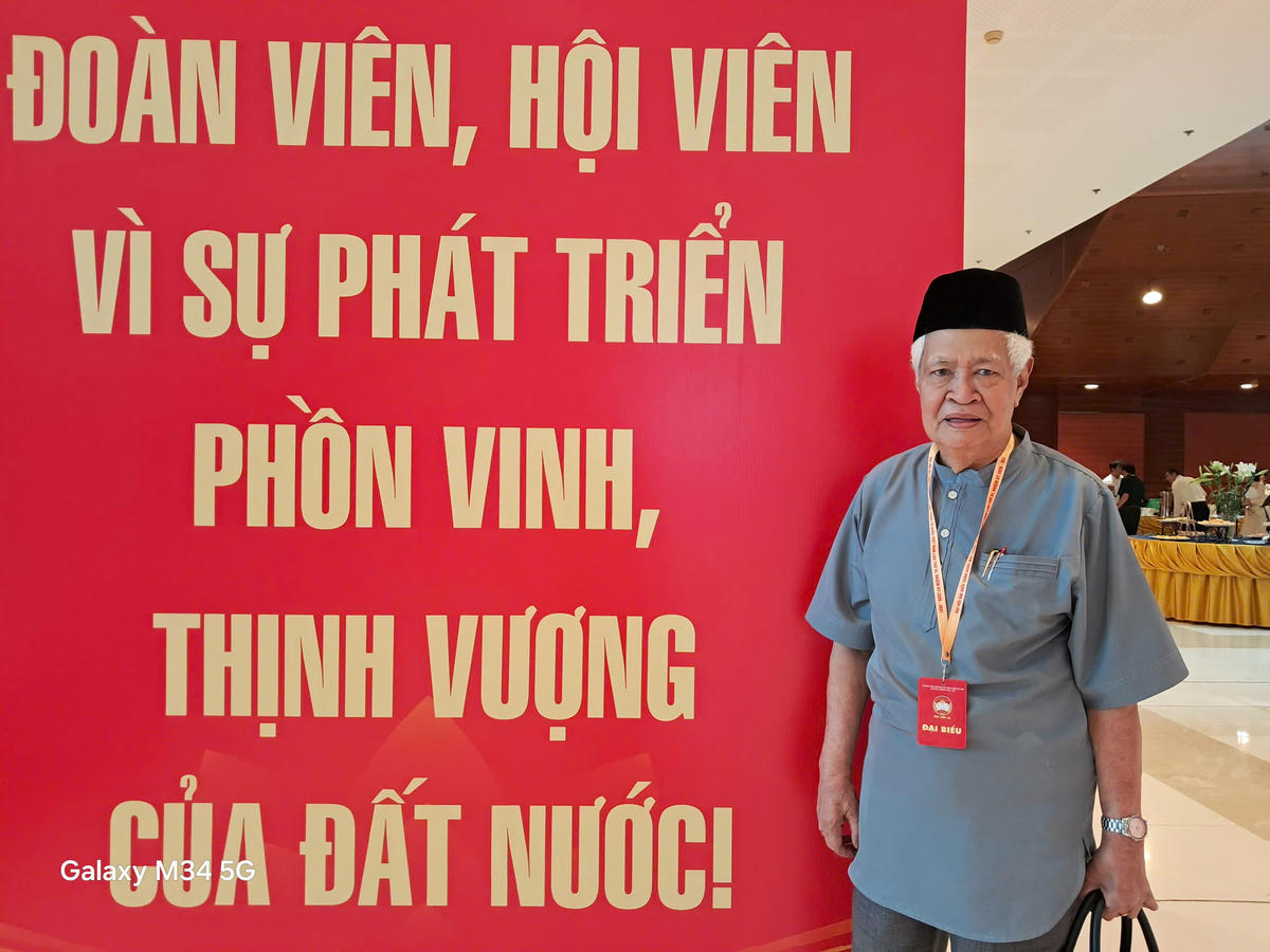 Ông MachDares Samael, dân tộc Chăm, Trưởng ban Ban Đại diện Cộng đồng Hồi giáo TP. Hồ Chí Minh. Ảnh: PV