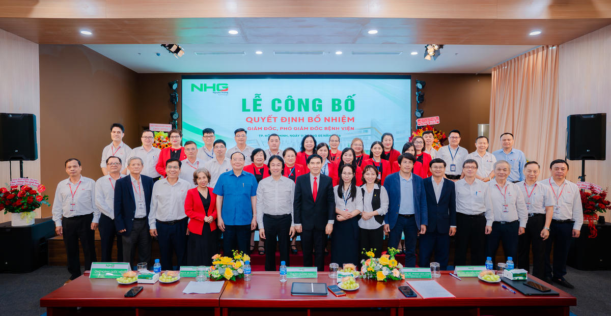 Nhiều giảng viên HIU đã kinh qua các công tác quản lý chuyên môn của bệnh viện từ Trưởng/phó Khoa đến Giám đốc Bệnh viện sẽ là nguồn nhân lực chất lượng cao - rút ngắn khoảng cách giảng đường và buồng bệnh