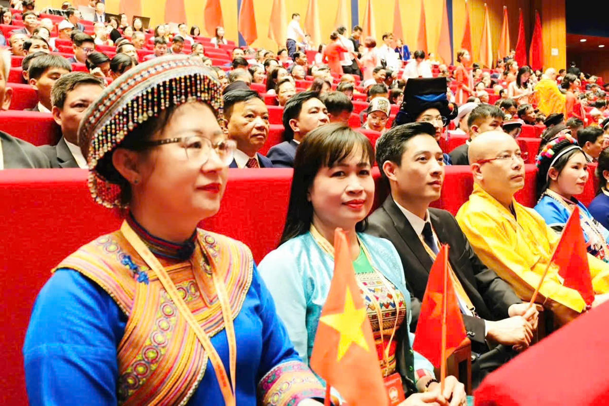 Đoàn đại biểu tỉnh Lào Cai tại Đại hội MTTQ Việt Nam lần thứ XI