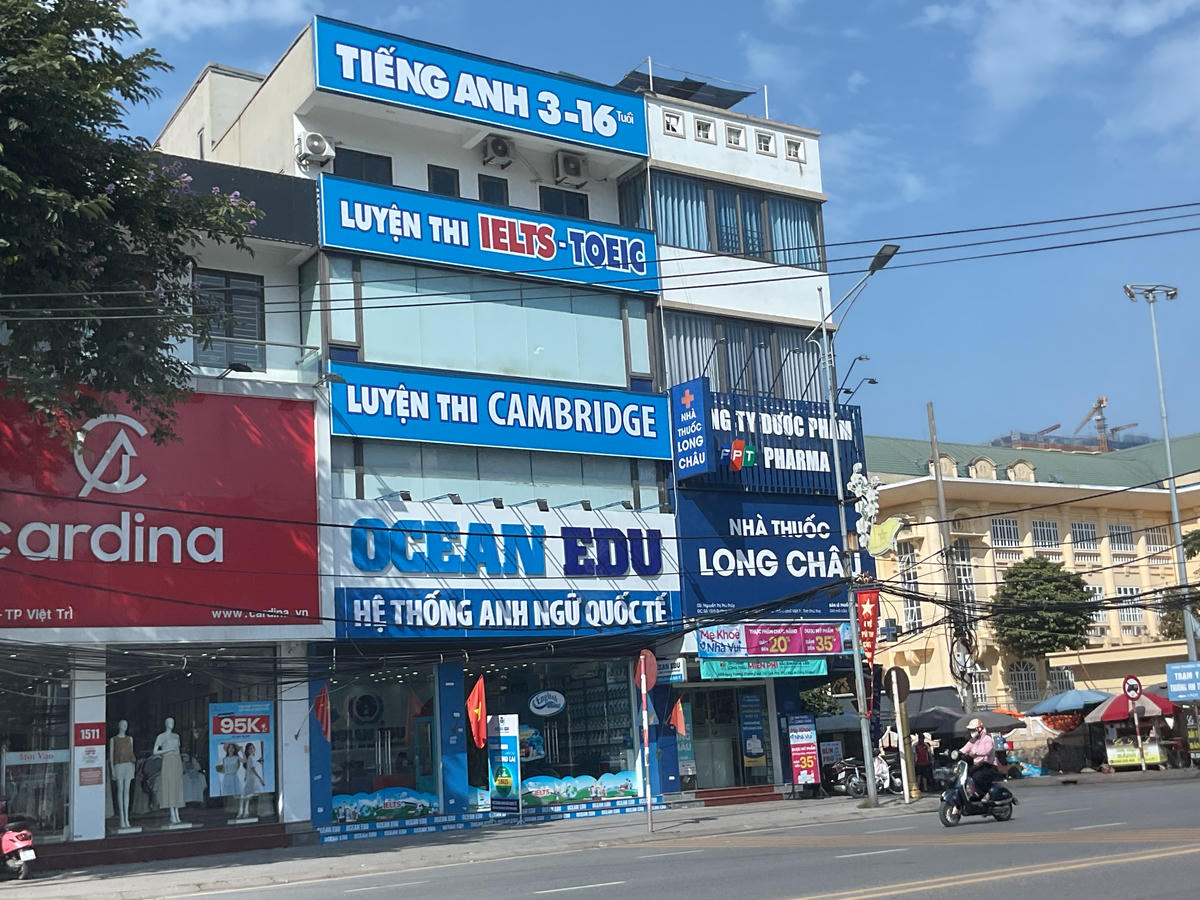 Một trung tâm ngoại ngữ trên địa bàn phường Thanh Miếu, tỉnh Phú Thọ. Ảnh: TD.