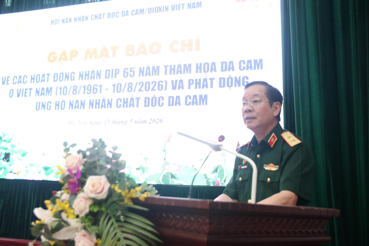 Trung tướng Nguyễn Hữu Chính - Chủ tịch Hội Nạn nhân chất độc da cam/dioxin Việt Nam phát biểu tại chương trình.