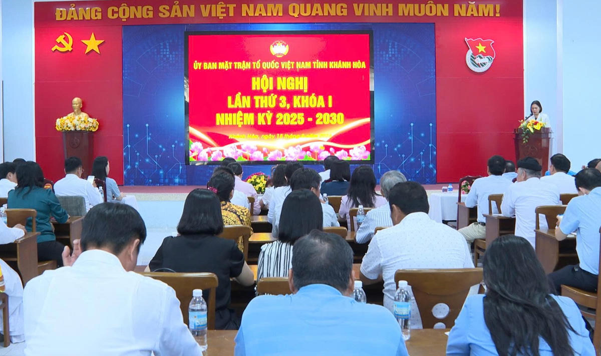 Quang cảnh hội nghị.