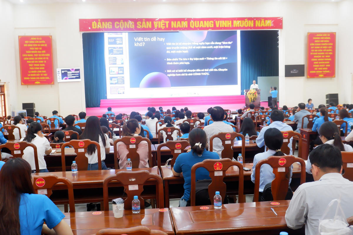 Toàn cảnh hội nghị. (Ảnh: Tuệ Yên)