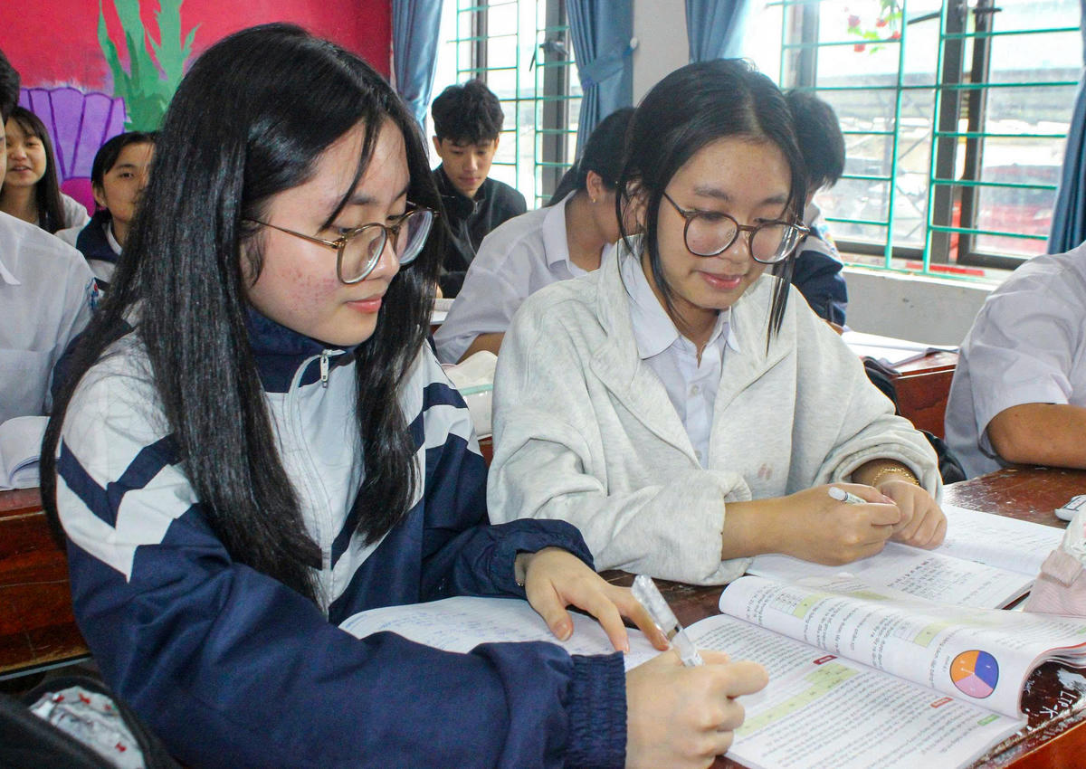 Nhiều học sinh lựa chọn phương án an toàn bằng cách đăng ký vào những trường có mức cạnh tranh thấp hơn.