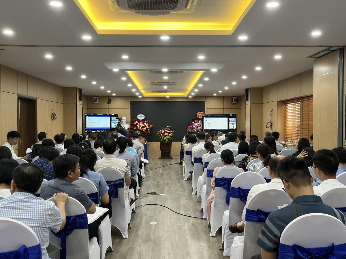 Toàn cảnh hội thảo.