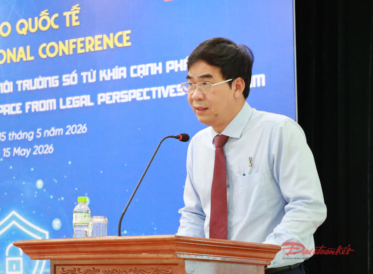 TS Lê Trường Sơn, Hiệu trưởng Trường Đại học Luật TP Hồ Chí Minh phát biểu khai mạc hội thảo quốc tế. Ảnh: Thành An.