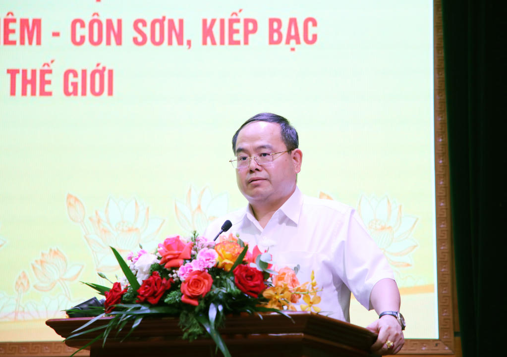Bí thư Tỉnh ủy Quảng Ninh Quản Minh Cường phát biểu tại hội nghị.