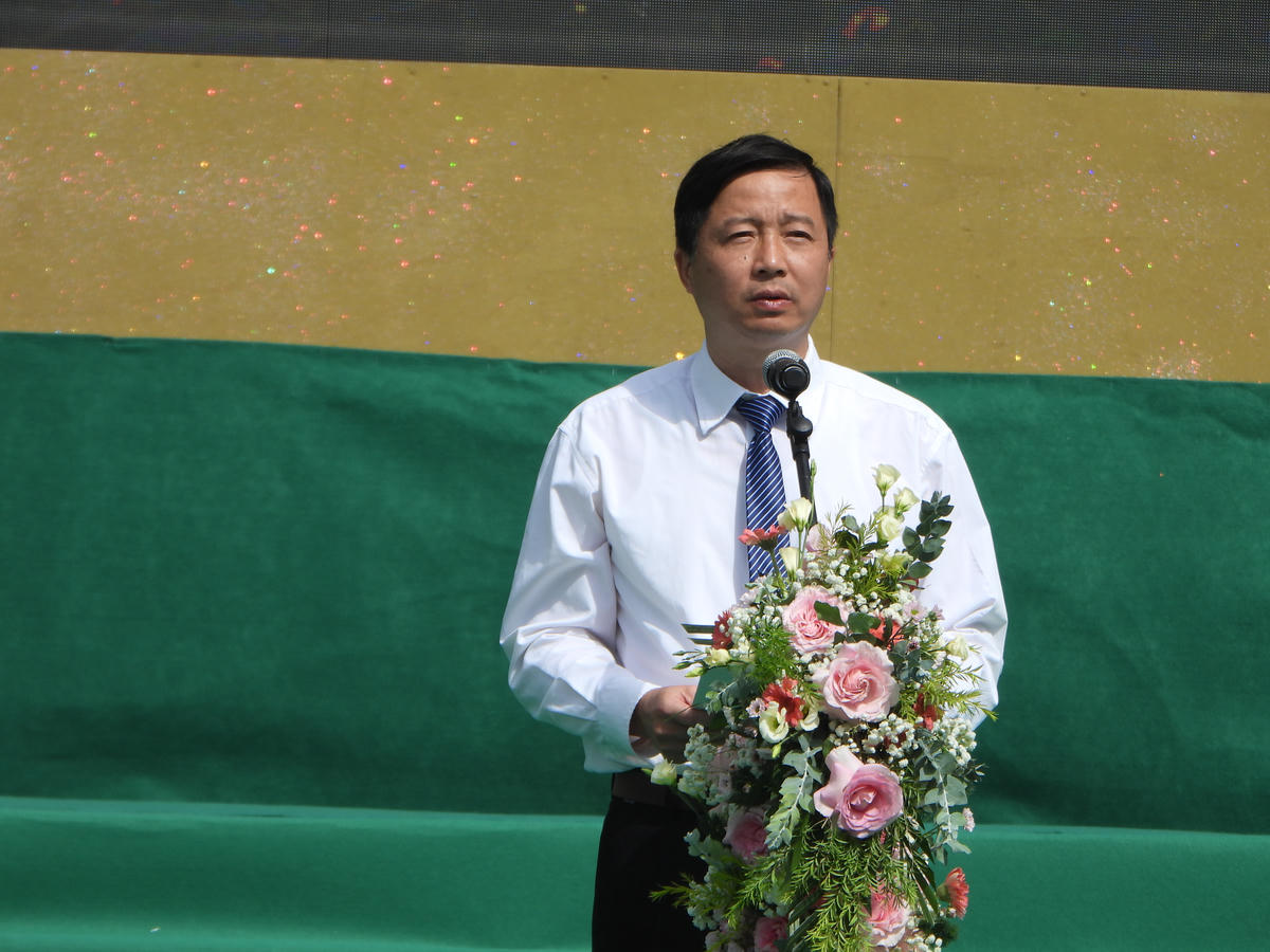 Ông Nguyễn Hồng Thành, Chủ tịch UBND xã Vân Hồ phát biểu tại chương trình.