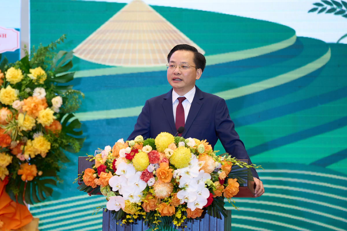 Tổng Giám đốc Vinachem Nguyễn Hữu Tú phát biểu tại buổi lễ.