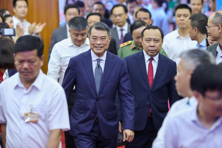 Thủ tướng Lê Minh Hưng: Khoa học công nghệ, đổi mới sáng tạo là yếu tố sống còn để hiện thực hóa khát vọng phát triển đất nước- Ảnh 1.