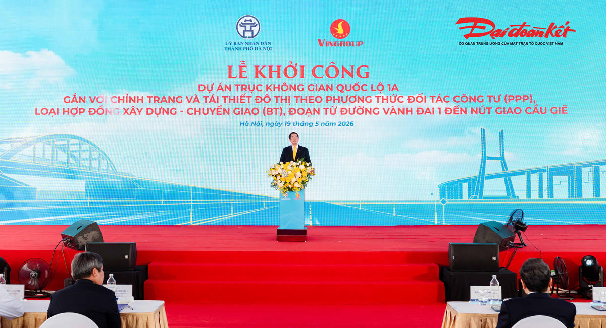 Ông Nguyễn Việt Quang, Phó Chủ tịch Hội đồng Quản trị kiêm Tổng giám đốc Tập đoàn Vingroup phát biểu.