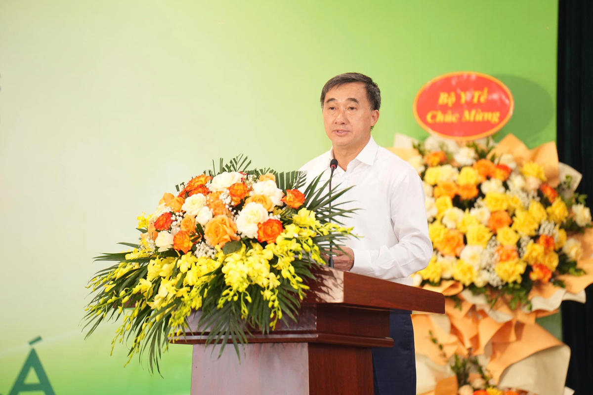 TTƯT.GS.TS Trần Văn Thuấn – Thứ trưởng Bộ Y tế phát biểu tại lễ phát động.