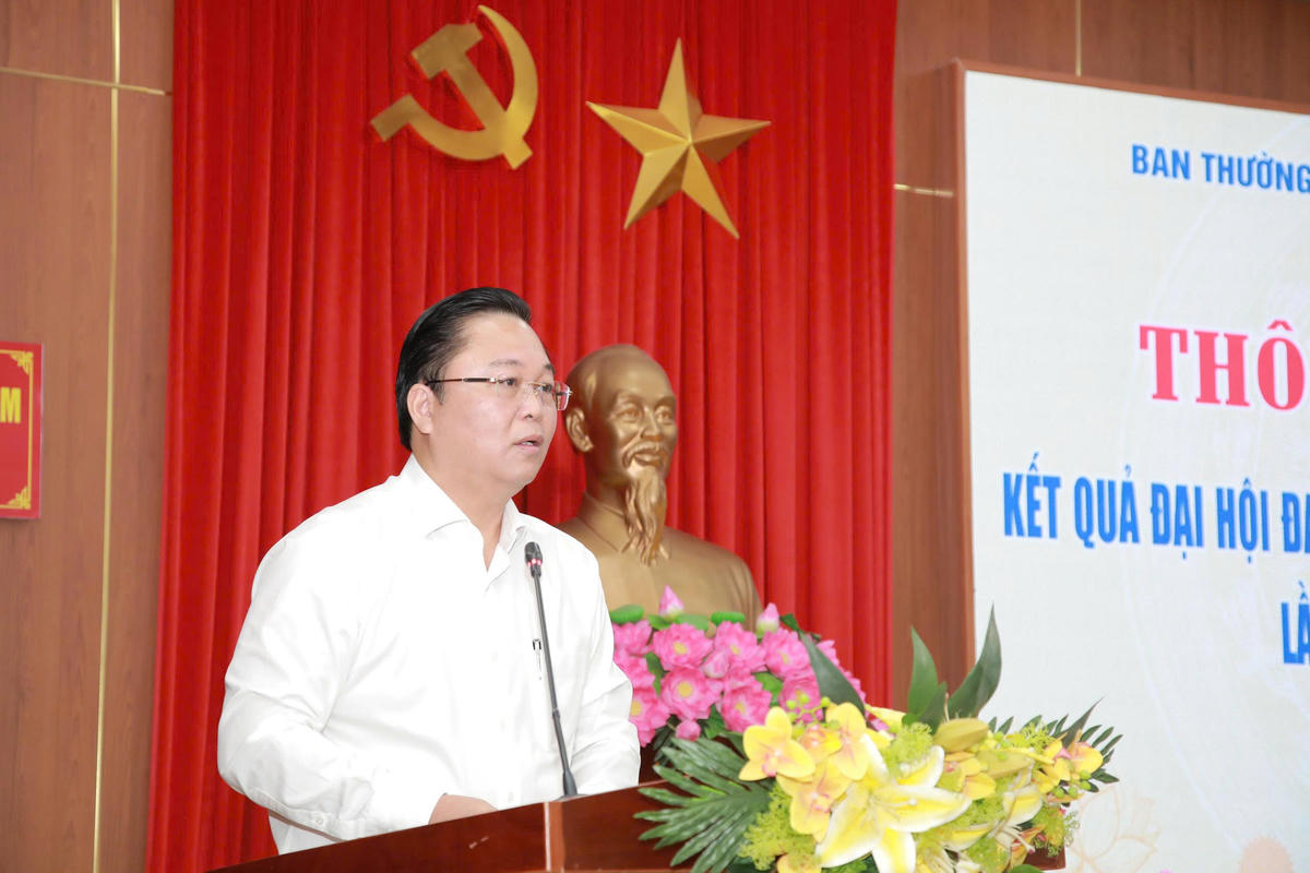 Ông Lê Trí Thanh, Chủ tịch Ủy ban Mặt trận Tổ quốc Việt Nam TP Đà Nẵng thông báo kết quả đại hội. Ảnh: Nguyễn Tú.