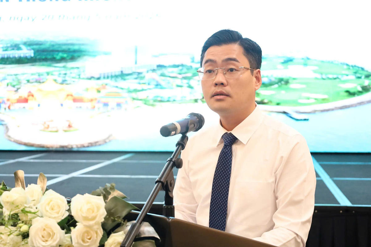 Ông Nguyễn Quang Diện - Chủ tịch UBND phường Đồ Sơn phát biểu khai mạc. Ảnh: PT.&nbsp;