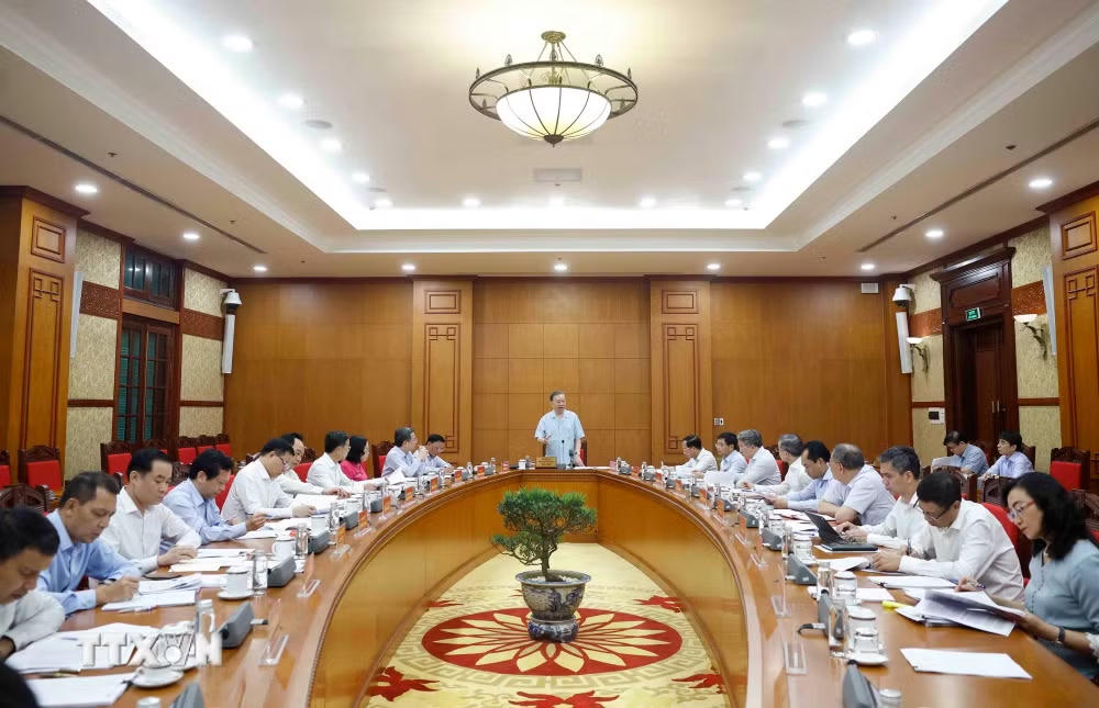 ttxvn-tong-bi-thu-chu-tich-nuoc-to-lam-muc-tieu-phan-dau-tang-truong-7.jpg