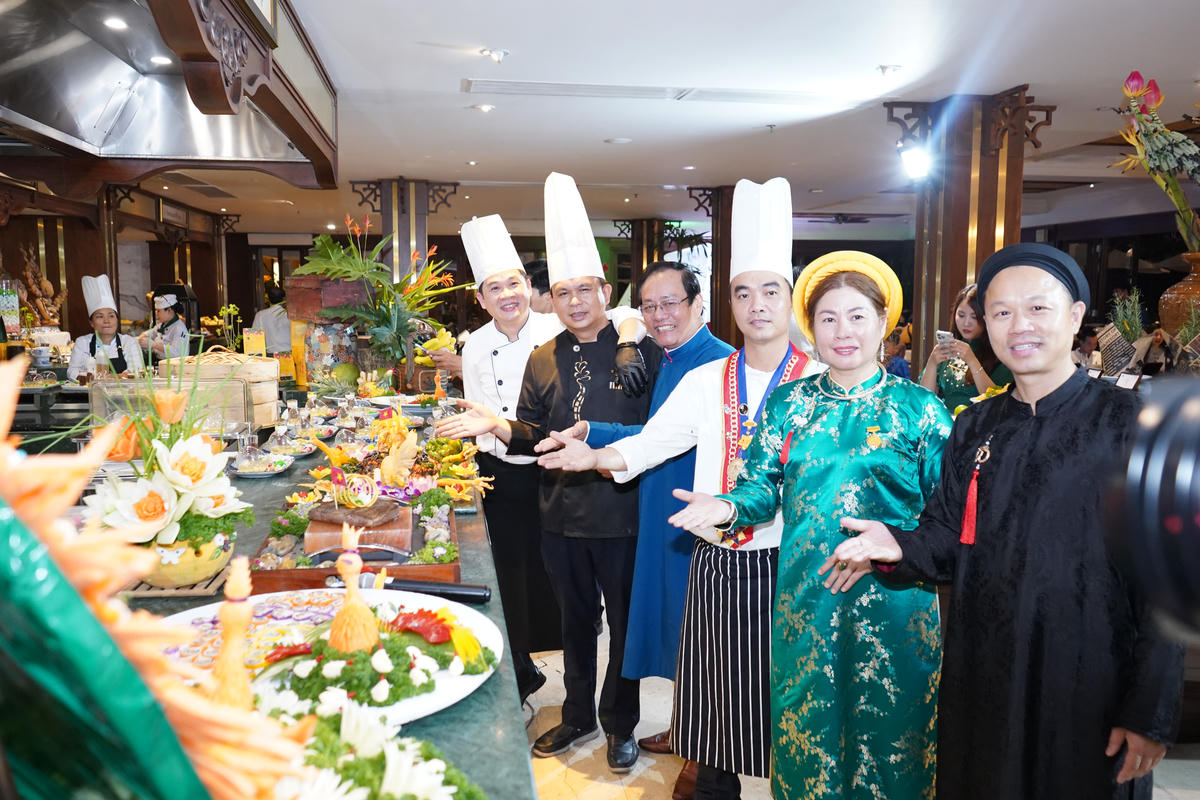 Đà Nẵng Food Tour: Trải nghiệm đa dạng ẩm thực Hội An, Điện Bàn, Tam Kỳ, Đại Lộc