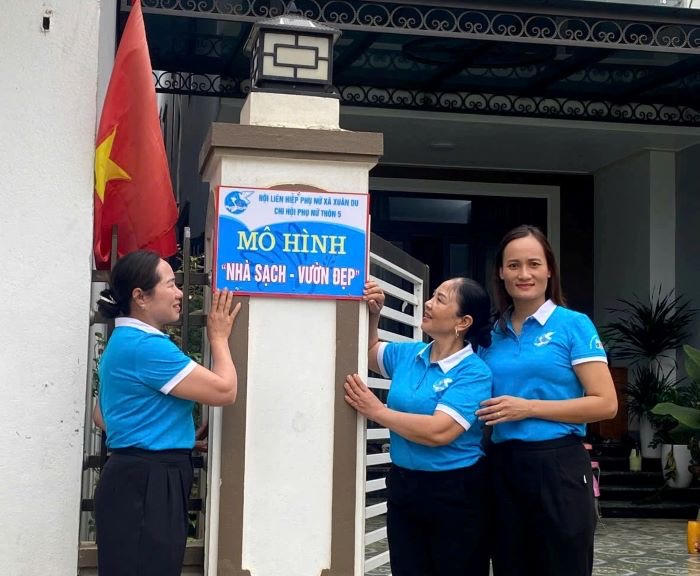 Hội LHPN các cấp tỉnh Thanh Hóa thi đua xây dựng các công trình, phần việc thiết thực chào mừng Đại hội đại biểu Phụ nữ toàn quốc lần thứ XIV”. Ảnh: PV