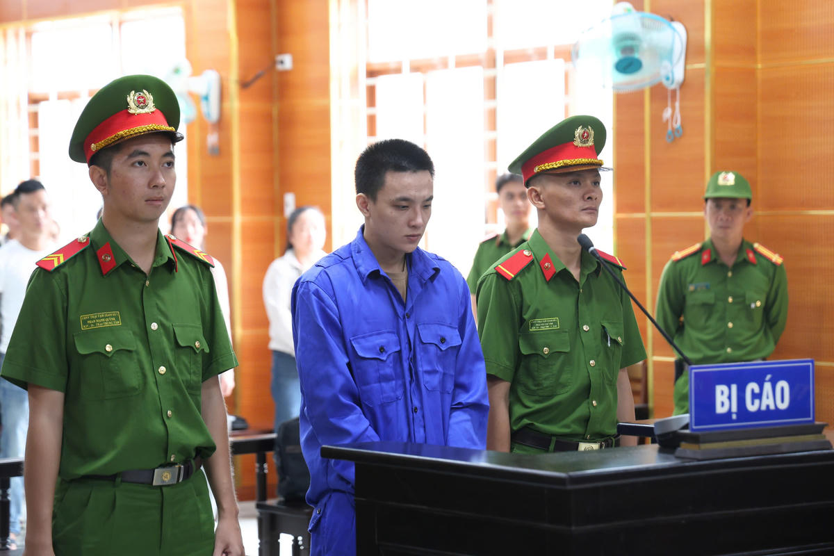 Bị cáo Trần Phước Dương tại TAND tỉnh Quảng Ngãi. Ảnh: CĐ.