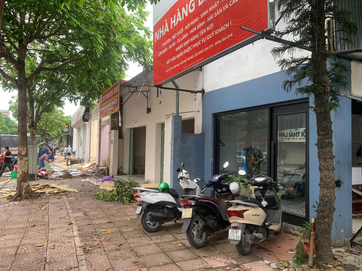 Hà Nội: Người dân phường Bồ Đề đồng thuận bàn giao mặt bằng thực hiện dự án thành phần phục vụ thi công cầu Trần Hưng Đạo