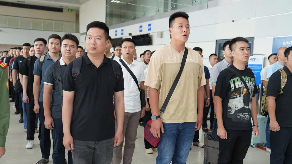 Cuộc diễn tập được tổ chức quy mô lớn với sự tham gia của nhiều lực lượng như Công an cửa khẩu Cảng HKQT Nội Bài, Phòng An ninh nội địa (PA02) Công an thành phố Hà Nội, Đồn Công an sân bay quốc tế Nội Bài, Đội Cảnh sát giao thông số 15, lực lượng cứu thương, cứu hỏa, an ninh hàng không cùng các đơn vị hoạt động tại sân bay.