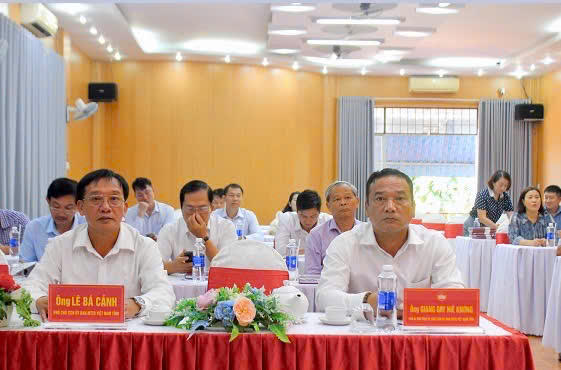 Các đại biểu dự hội nghị. Ảnh: MH.