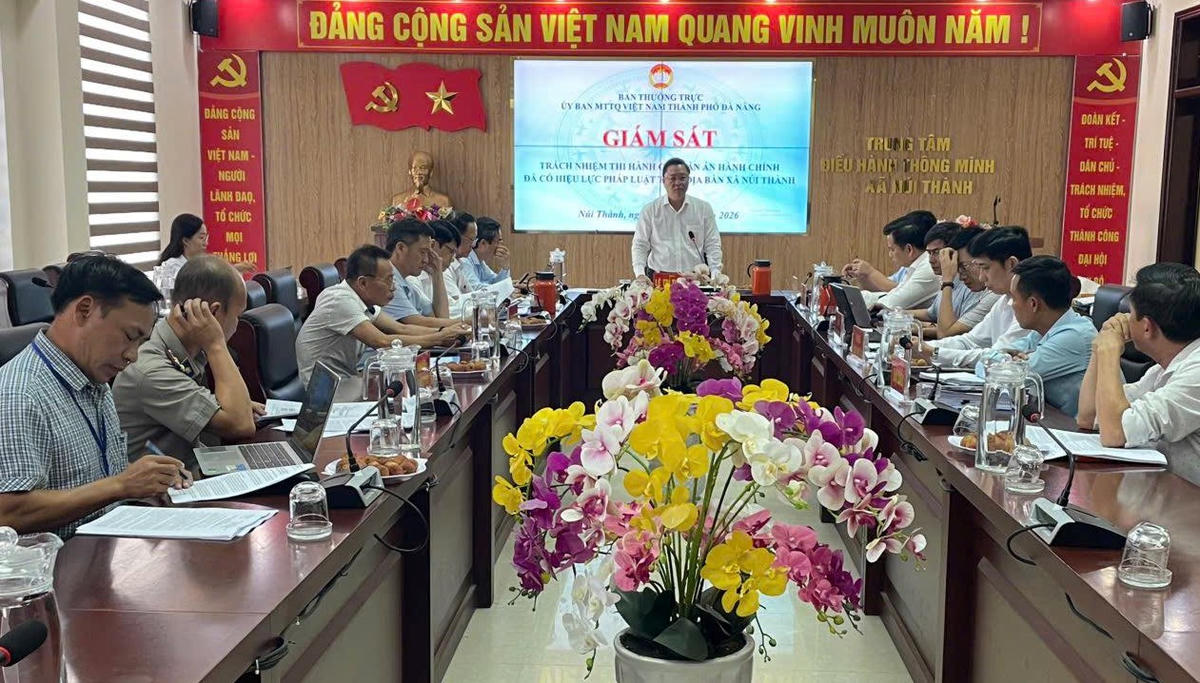 Ông Lê Trí Thanh, Chủ tịch Ủy ban MTTQ Việt Nam TP Đà Nẵng phát biểu tại buổi giám sát. Ảnh: CĐ.