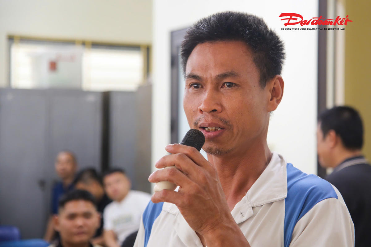Ông Lương Anh Tuấn (SN 1975, quê Phú Thọ), lái xe có hơn 20 năm kinh nghiệm cho biết, đối với phương tiện vận tải hàng hóa, việc làm chủ tốc độ là yếu tố đặc biệt quan trọng. Theo anh Tuấn, nhiều vụ tai nạn nghiêm trọng xảy ra xuất phát từ tâm lý chủ quan, không giảm tốc độ khi qua nơi giao nhau hoặc khu vực đông dân cư. Anh đánh giá hội nghị là hoạt động thiết thực, giúp đội ngũ lái xe nâng cao nhận thức, ý thức trách nhiệm trong quá trình điều khiển phương tiện.