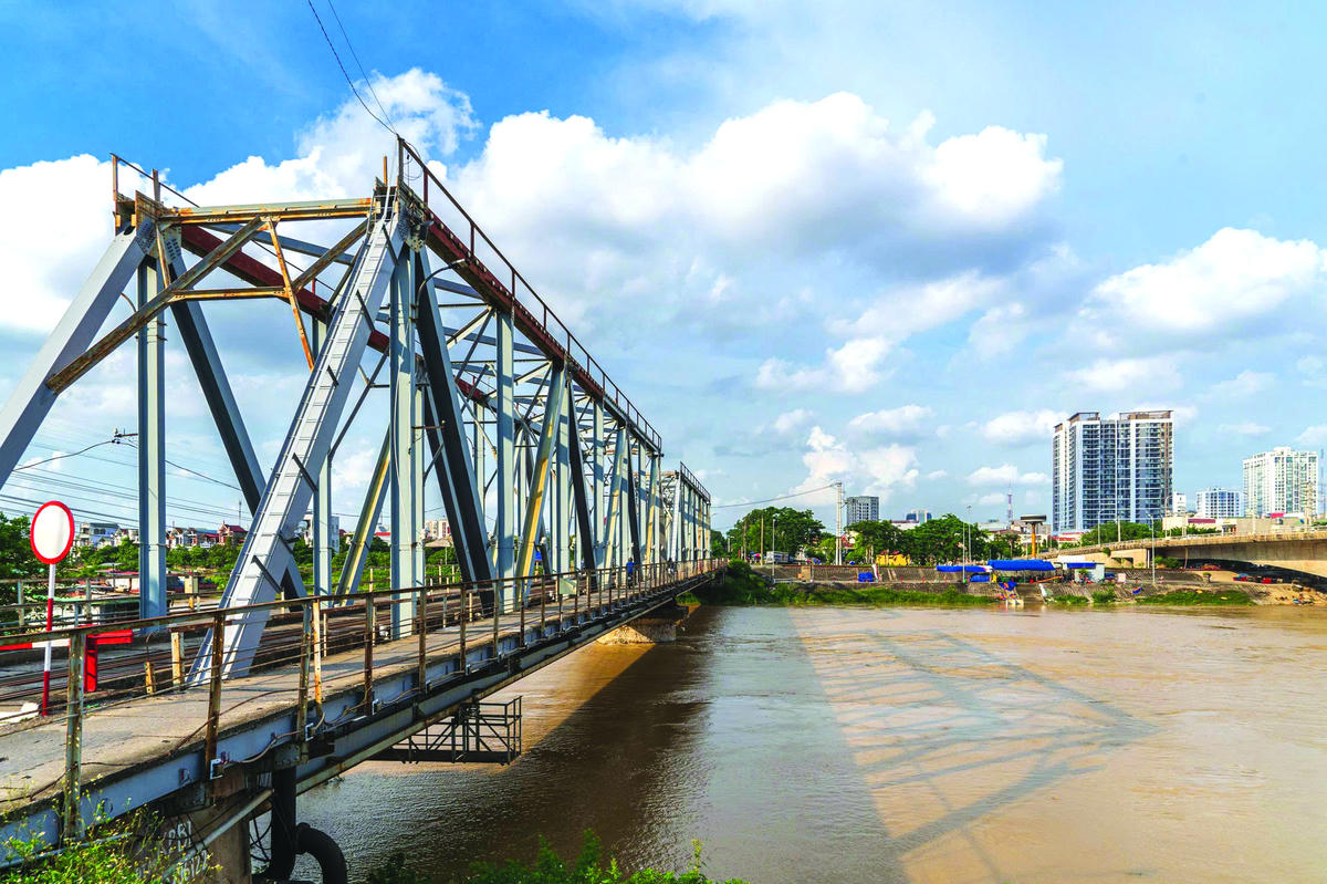 Cạn chén với sông Thương