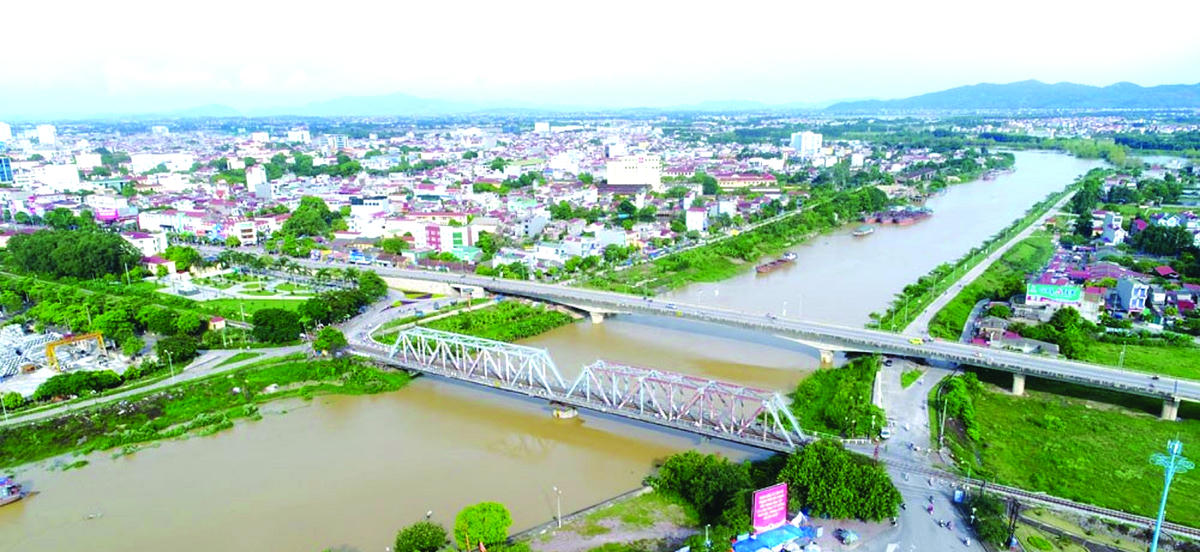 Cạn chén với sông Thương