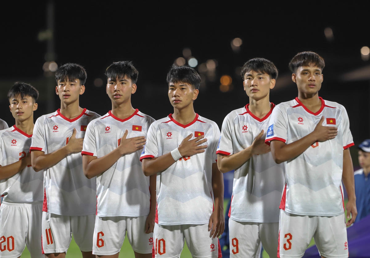 Chu Ngọc Nguyễn Lực cùng các đồng đội tại giải U17 Châu Á. Ảnh: VFF