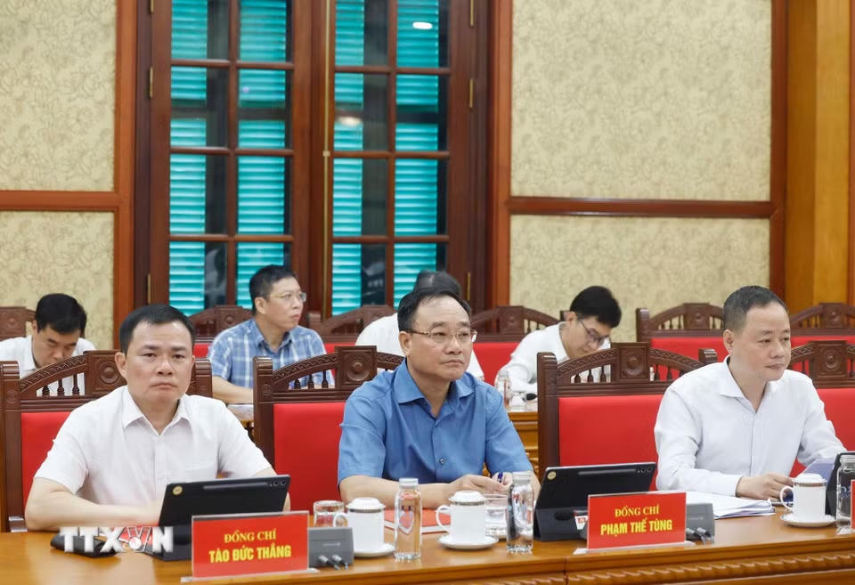 Các đại biểu tham dự buổi làm việc. (Ảnh: Thống Nhất/TTXVN)