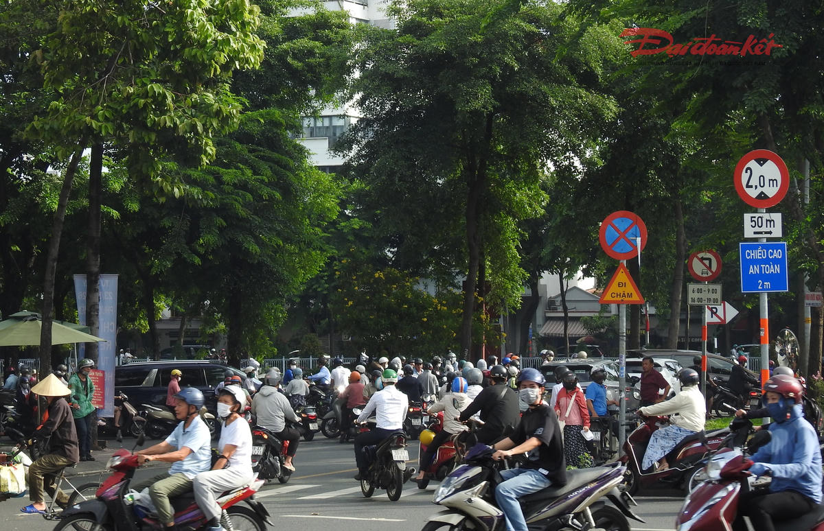 TPHCM: Nút giao Điện Biên Phủ ùn ứ nhẹ sau phân luồng