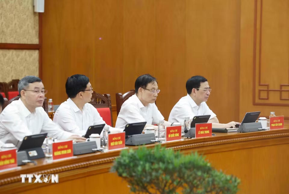 Các đại biểu tham dự buổi làm việc. (Ảnh: Thống Nhất/TTXVN)
