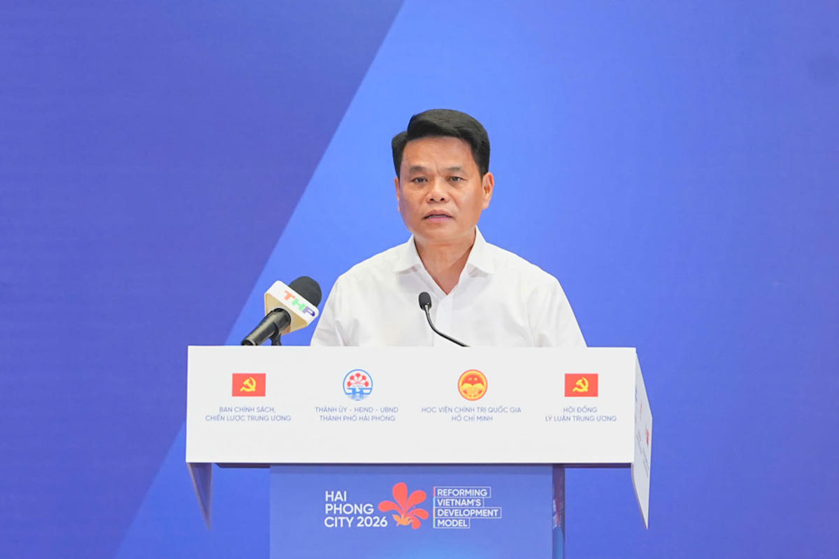 Bí thư Thành ủy Hải Phòng Lê Ngọc Châu phát biểu tại hội thảo. Ảnh: ĐT.&nbsp;