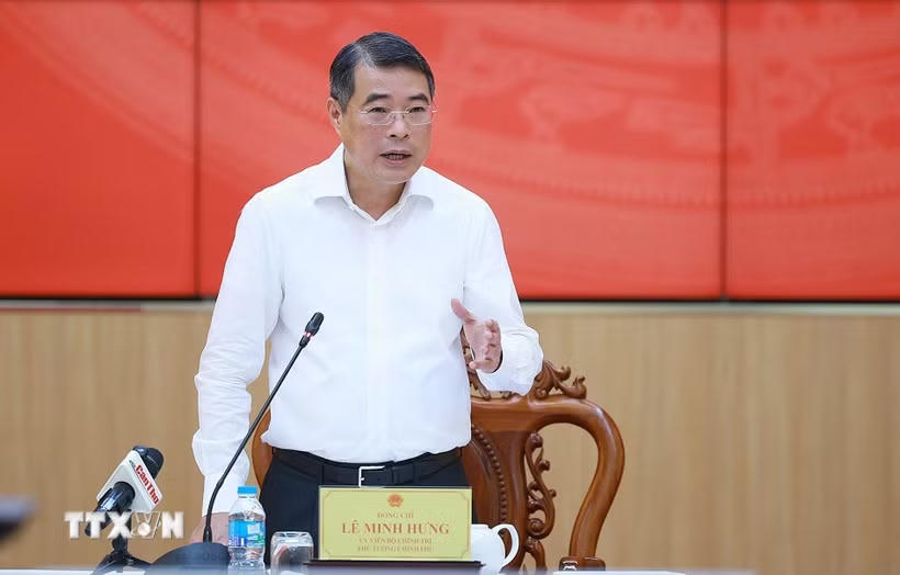 Thủ tướng Lê Minh Hưng làm việc với Ban Thường vụ Thành ủy Cần Thơ. (Ảnh: Dương Giang/TTXVN)