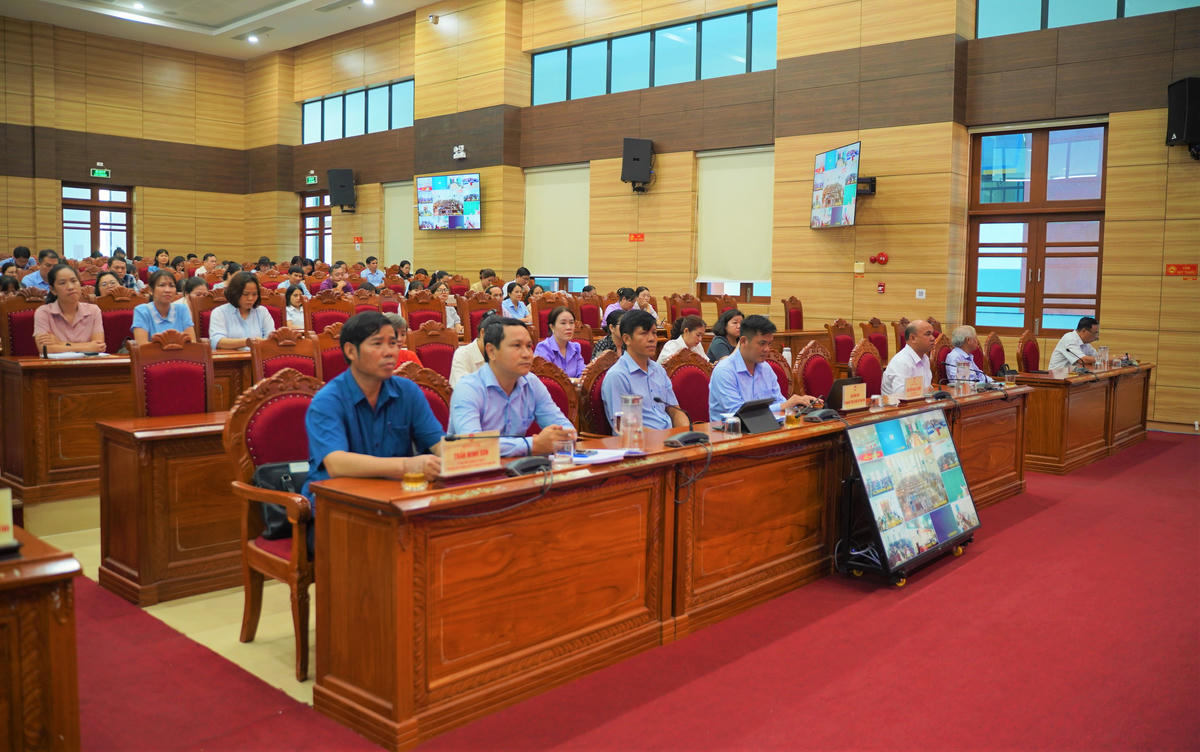 Đại biểu tham dự hội nghị. Ảnh: Đình Sang.