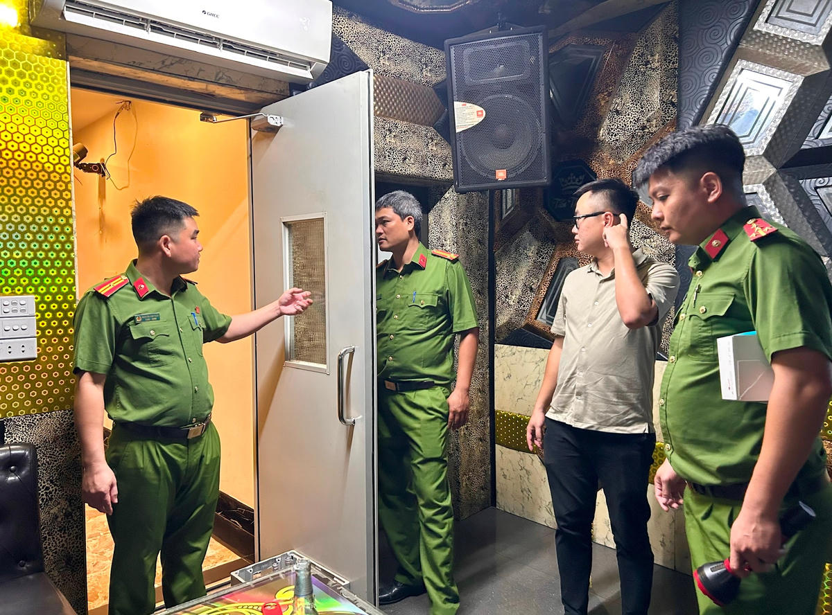 Hà Nội: Chấn chỉnh vi phạm về an toàn cháy nổ tại cơ sở kinh doanh karaoke