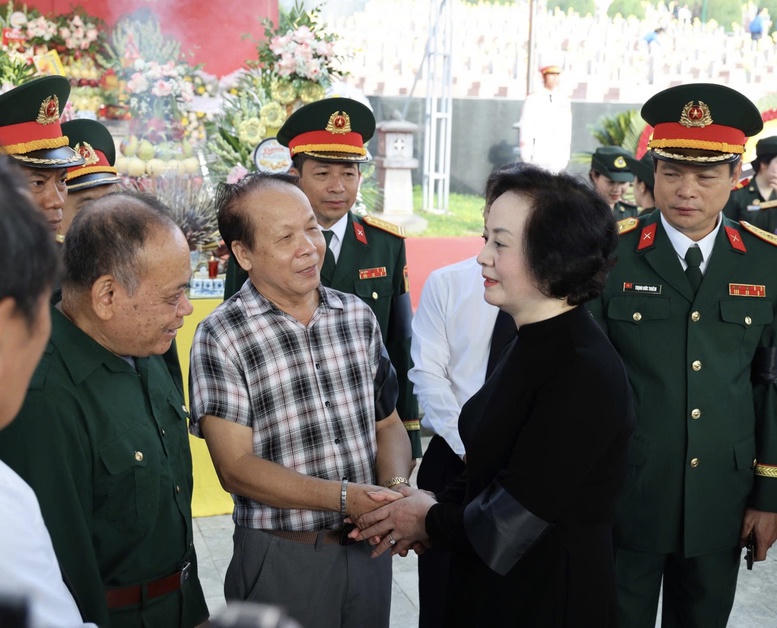 'Chiến dịch 500 ngày đêm' tiếp tục hành trình đưa các liệt sĩ trở về với đất mẹ- Ảnh 8.