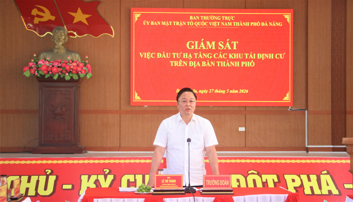 Chủ tịch Ủy ban MTTQ Việt Nam TP Đà Nẵng Lê Trí Thanh phát biểu kết luận buổi làm việc. Ảnh: TT.