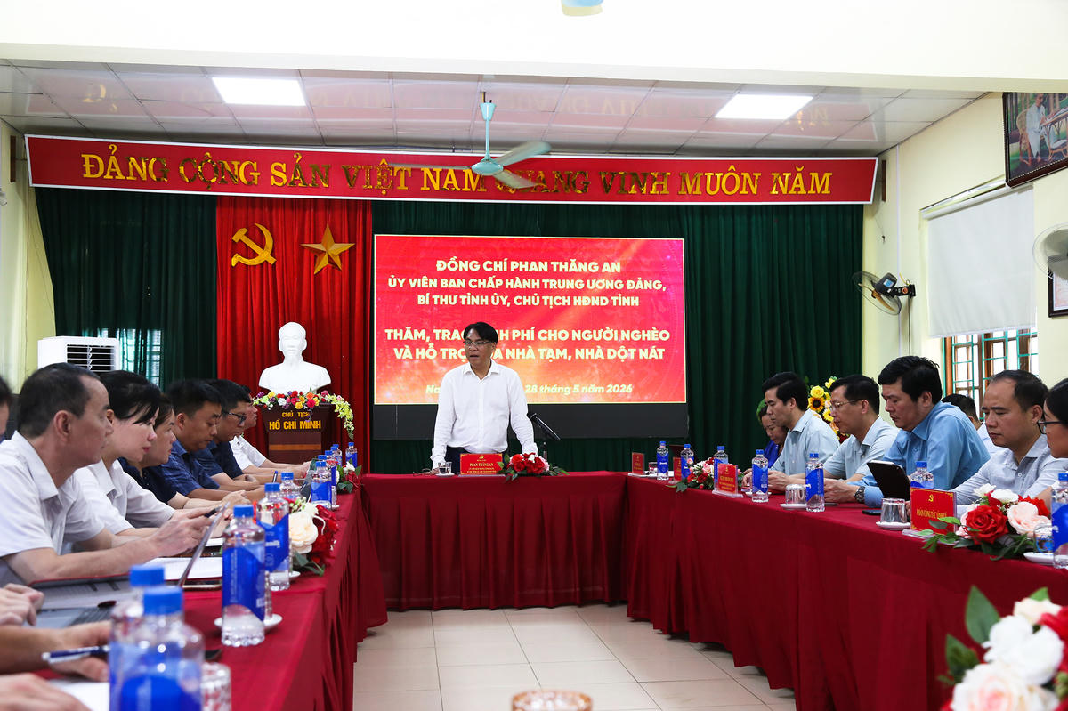 Bí thư Tỉnh ủy Cao Bằng thăm, động viên cán bộ, nhân dân 5 xã vùng cao, biên giới