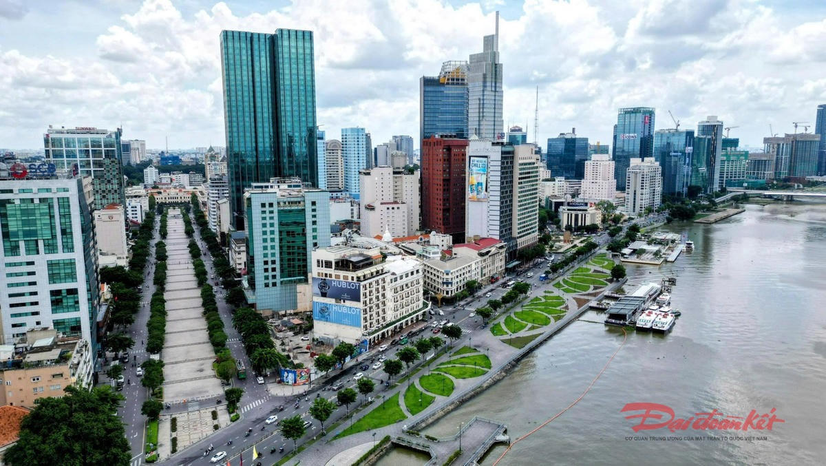 Một góc trung tâm đô thị đặc biệt TP Hồ Chí Minh. Ảnh: T.Luân.