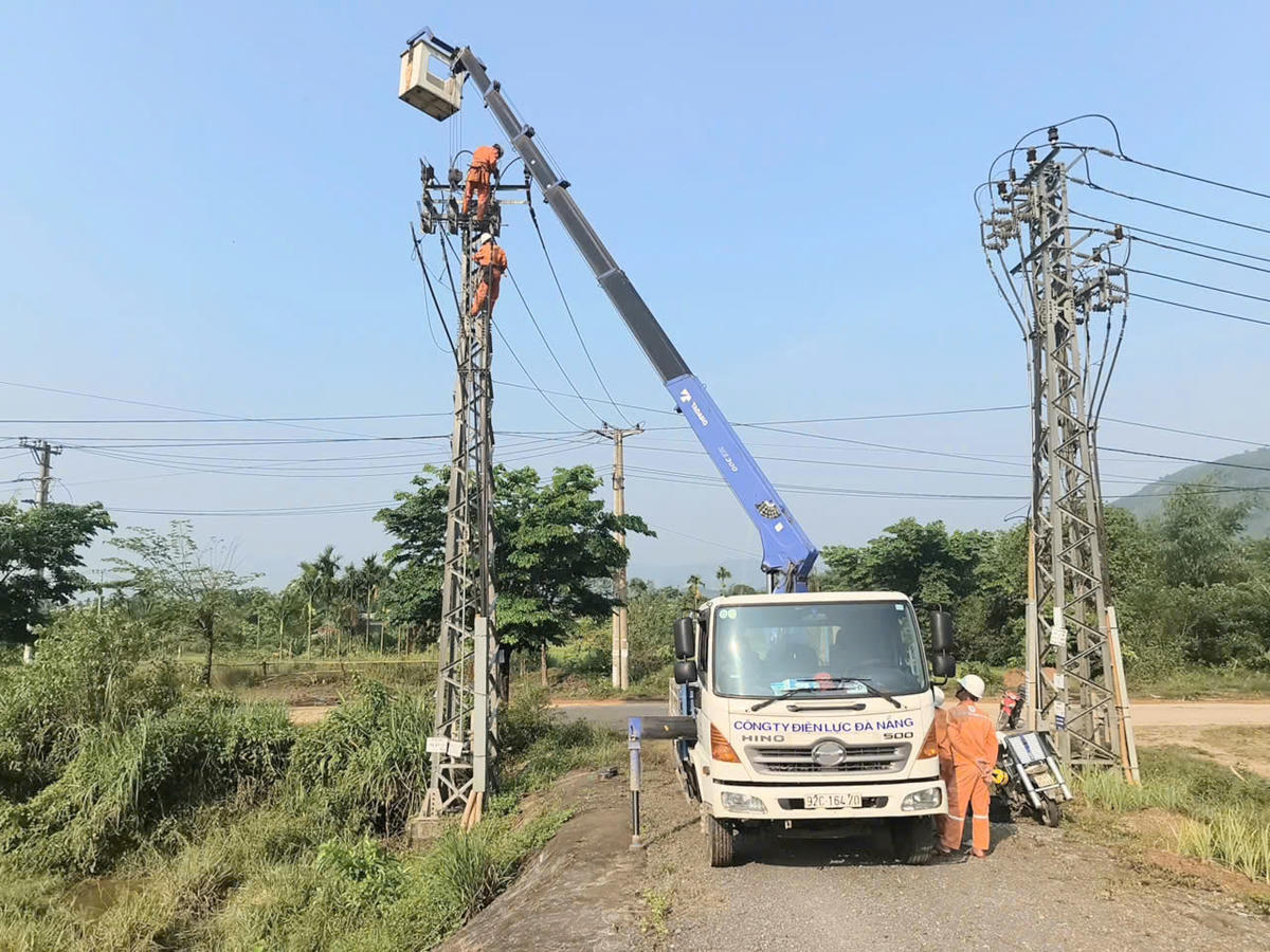 EVNCPC tăng cường các giải pháp đảm bảo cấp điện mùa nắng nóng